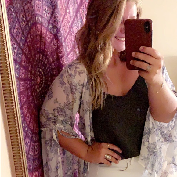 Meet your Posher, Cheryl - Picture 1 of 1